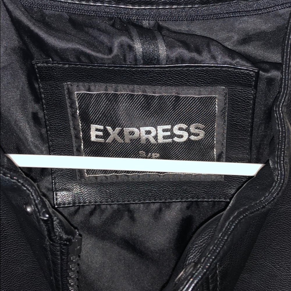 Used express jacket size small - Picture 4 of 7